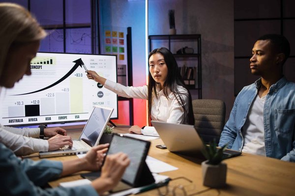 How to Use Social Media Analytics to Identify Real Estate Investment Opportunities?